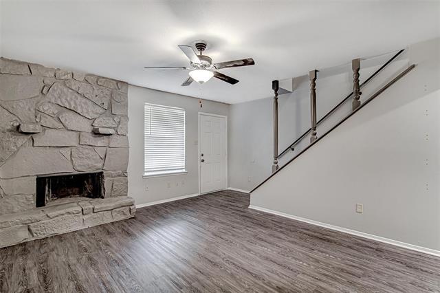 Building Photo - 1403 Courtney Pl