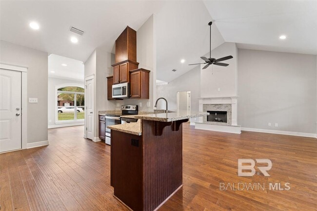 Building Photo - 9477 Marchand Ave