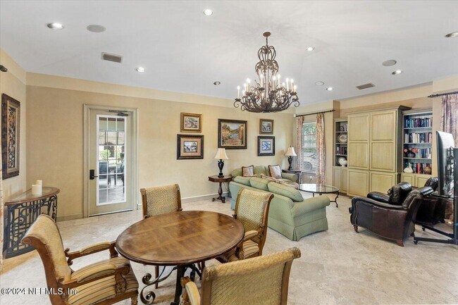 Building Photo - 4300 S Beach Pkwy