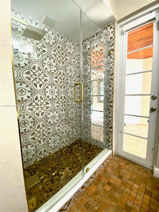 Building Photo - 16208 NW 83rd Pl