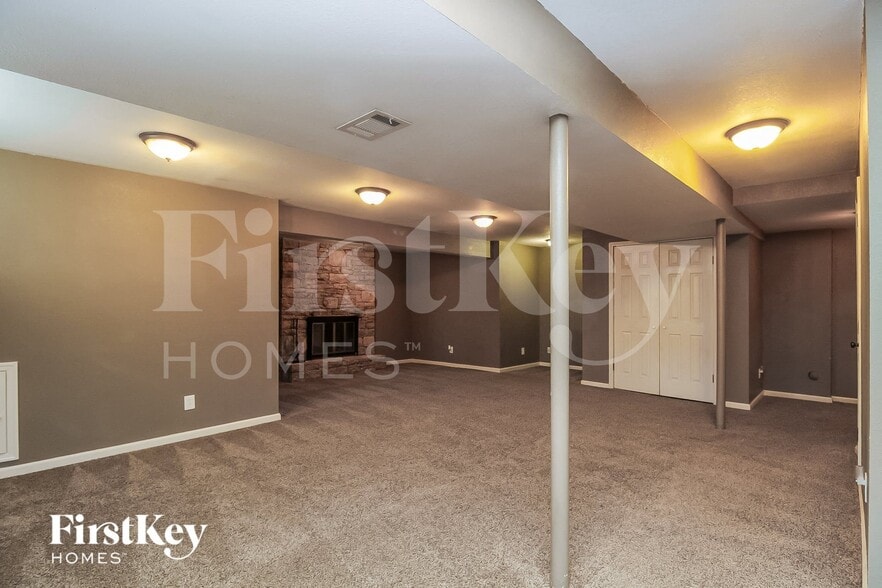 Building Photo - 3934 SW Linden Ct