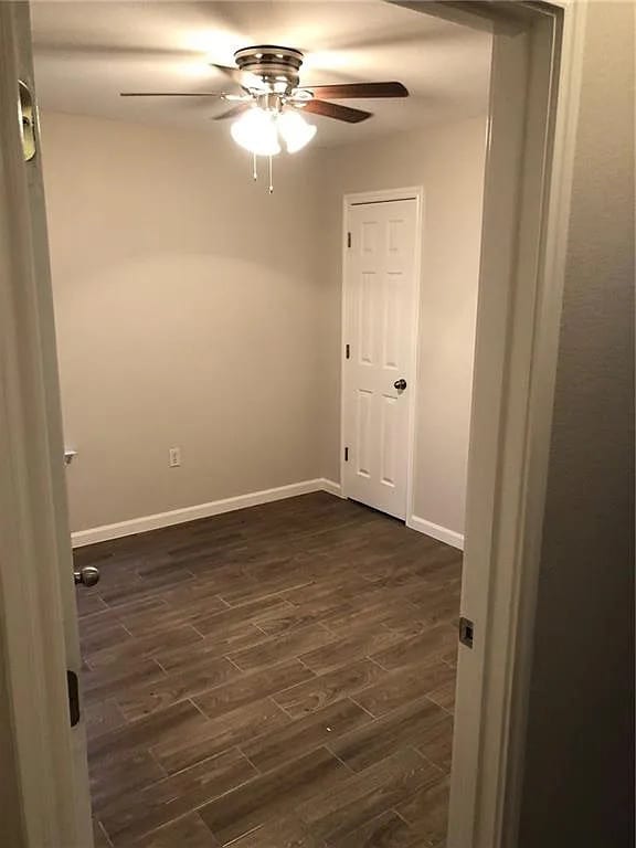 Building Photo - Room in House on Dittmar Oaks Dr