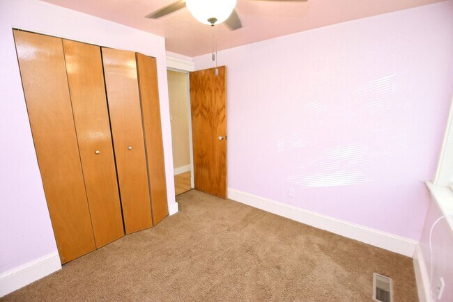 Building Photo - McKinley Terrace Home for Rent in South Bend, IN