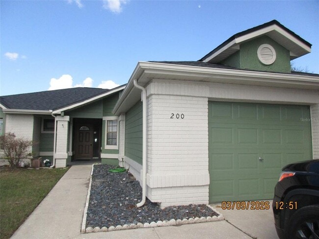 Building Photo - 200 Gemwood Ct