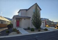 Building Photo - Fabulous home in a gated community with ov...