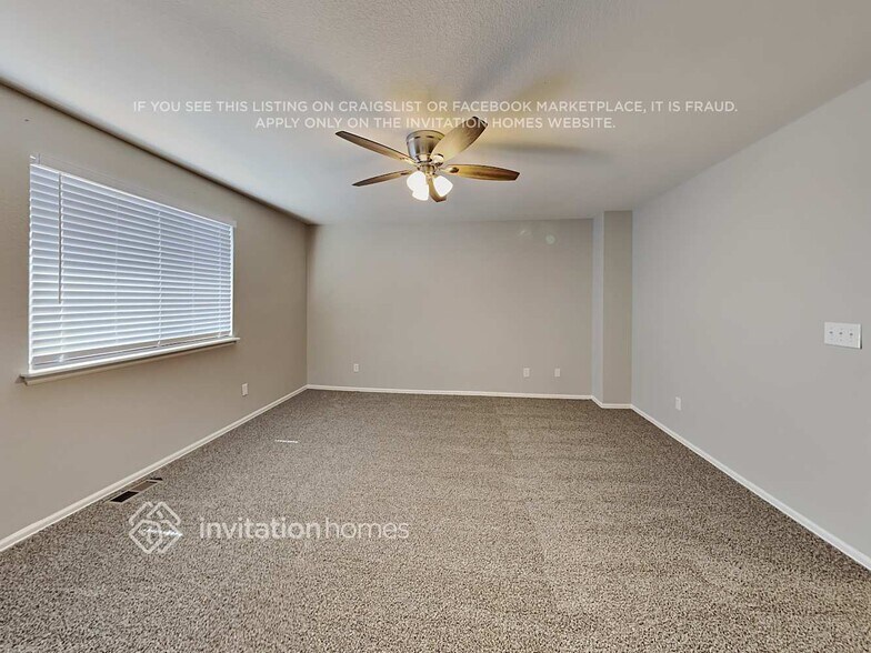 Building Photo - 8151 Meadowcrest Dr
