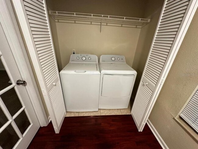 Building Photo - 4606 Commander Dr