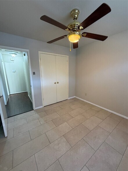 Building Photo - 5026 Tealgate Dr