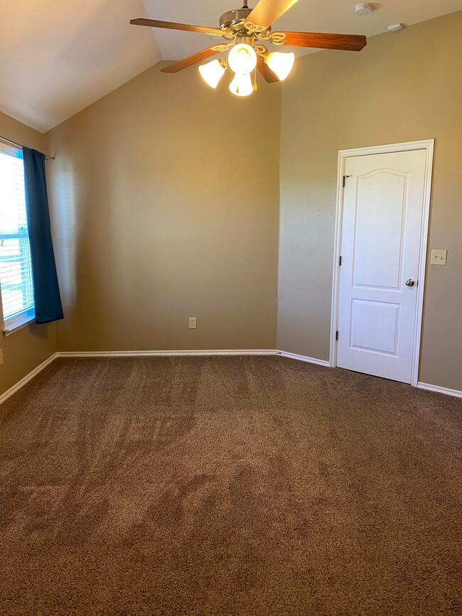 Building Photo - 7921 Frye Ln