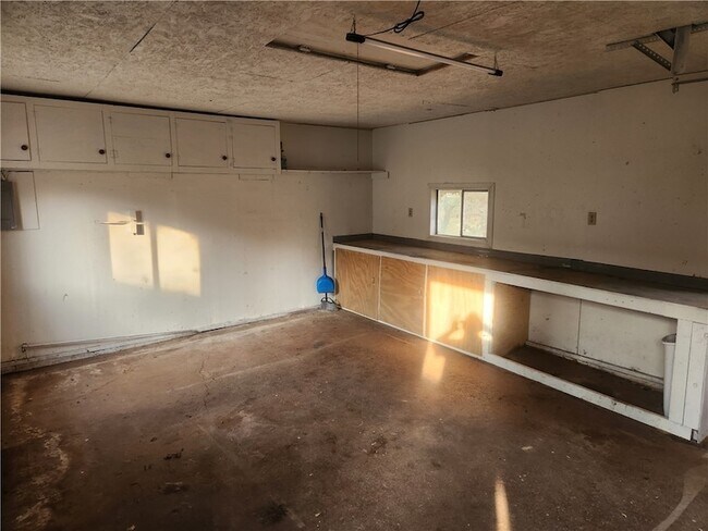 Building Photo - 306 Hayes St