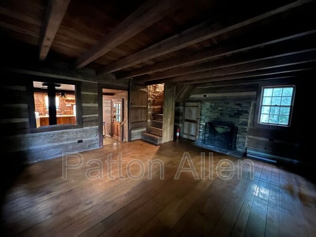 Building Photo - 575 Beaverdam Rd