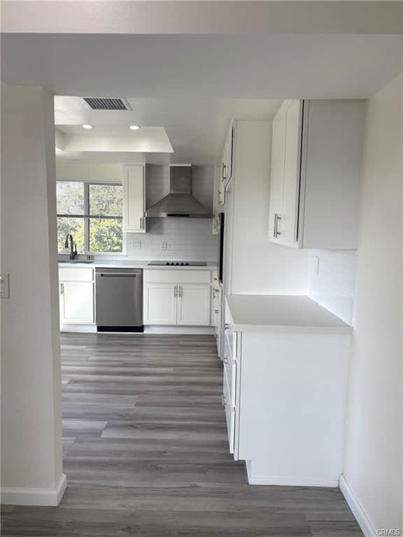 Building Photo - 1700 Mission St