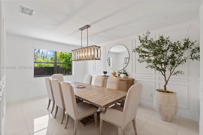 Building Photo - 9974 NW 86th Terrace