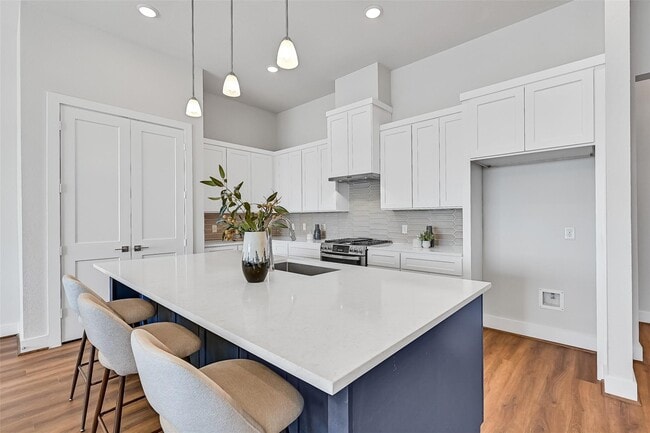 Building Photo - 4413 Anthony Ct Ln