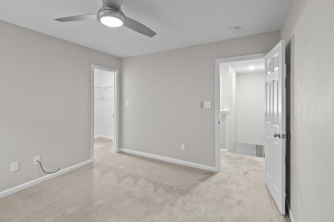 Building Photo - Newly Constructed 2 & 3 bedroom Cross Creek Townhomes in the heart of Greenville, NC