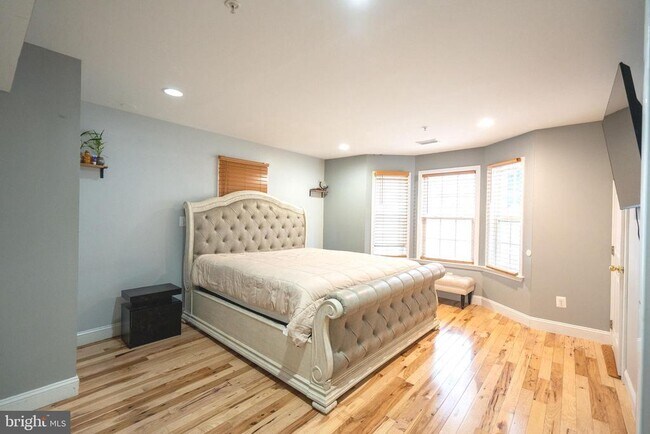 Building Photo - 6308 Ager Rd