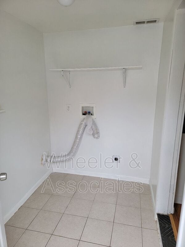 Building Photo - 1071 Sullivan Dr