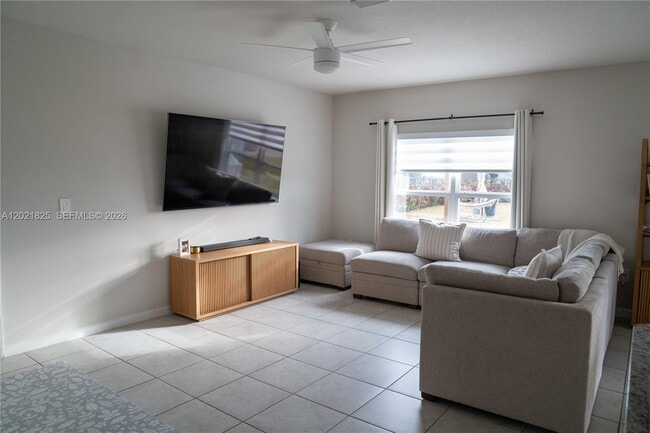 Building Photo - 603 Lychee Ln