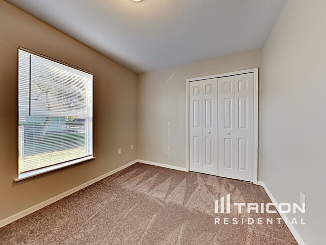 Building Photo - 5332 Abagail Dr