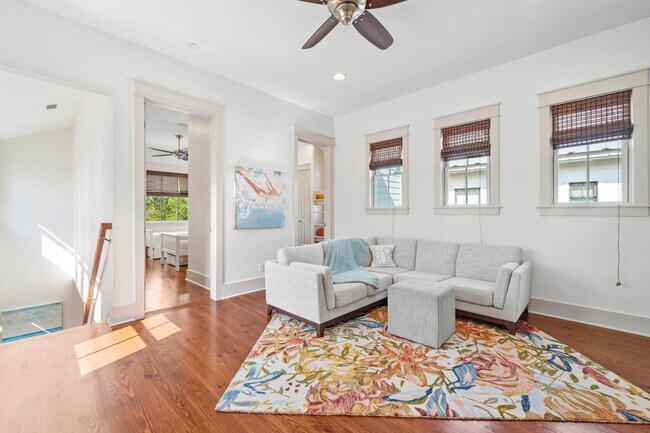 Building Photo - 616 Sandgrass Boulevard