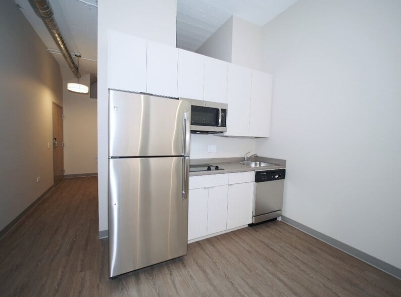 Interior Photo - 21st Street Lofts by 3L Living