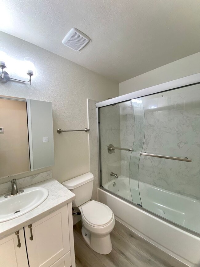 Building Photo - Beautifully Remodeled 3-Bedroom Home for Rent! - Northgate Neighborhood of Fremont!