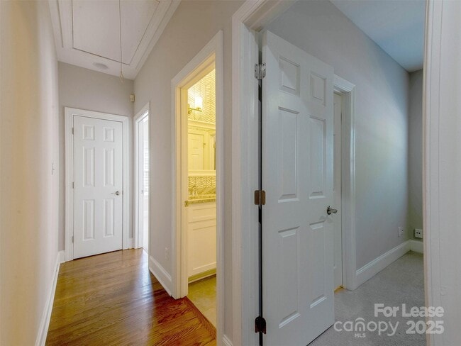 Building Photo - 1200 Mendenhall Ct