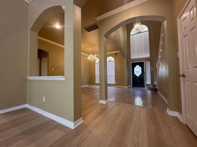 Building Photo - 3876 Ridgelake Ct