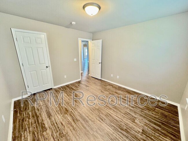 Building Photo - 2920 Cider Mill Ln
