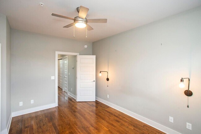 Building Photo - 1025 Dickerson Pike