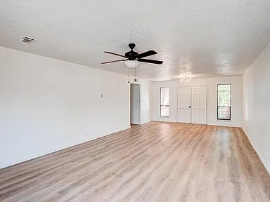 Building Photo - 8108 Siguard Ct NE