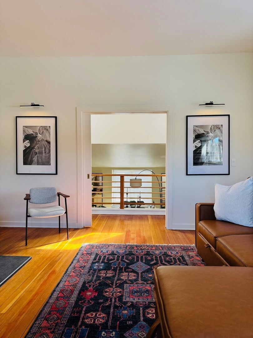 Building Photo - 148 E Hill Rd