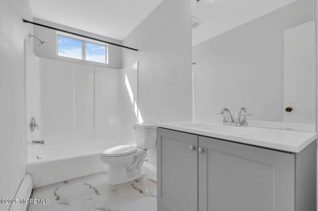 Building Photo - 1034 Zircon Dr