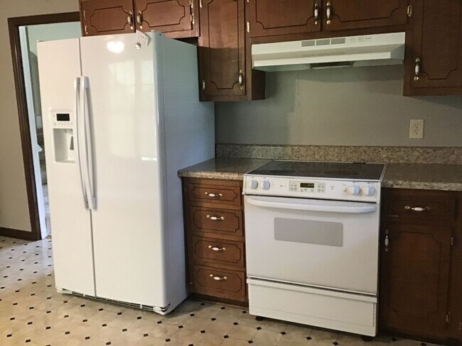 Building Photo - Dorsett6863