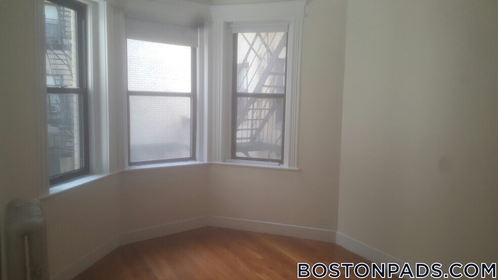 Building Photo - 1148 Commonwealth Ave
