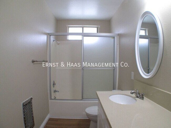 Building Photo - 3875 Cherry Ave