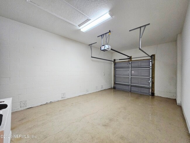 Building Photo - 44 Prosperity Ln