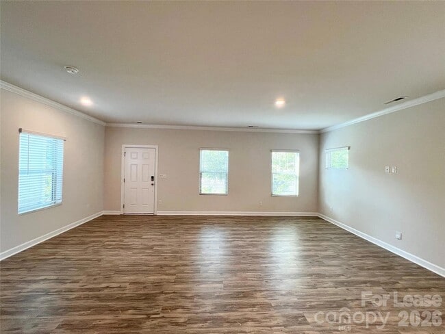 Building Photo - 11819 Midnight Wy