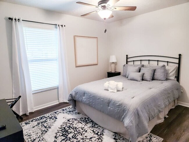 Building Photo - 31178 Park Ridge Dr