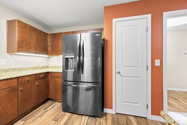 Building Photo - 1598 26th St