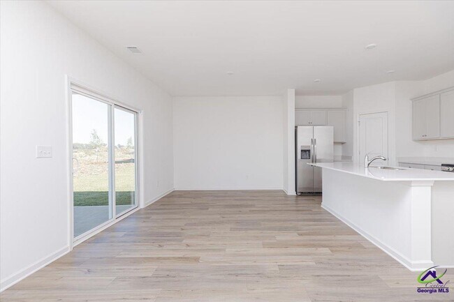 Building Photo - 218 Hickory Rdg Trl