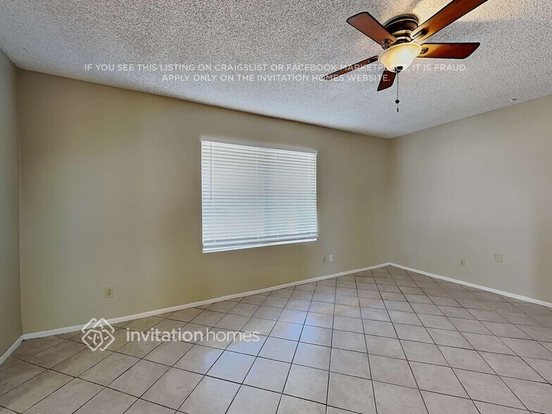 Building Photo - 13802 N 45th Ave