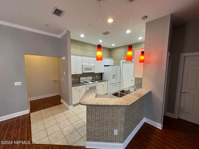 Building Photo - 230 Presidents Cup Way