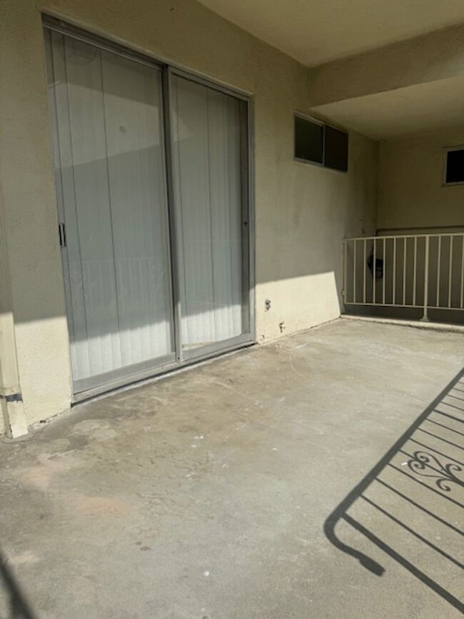 Building Photo - 6333 Bright Ave