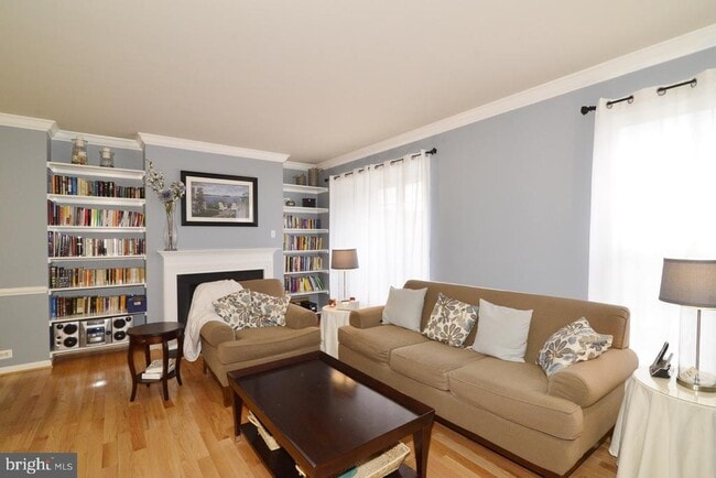 Building Photo - 14237 Legend Glen Ct