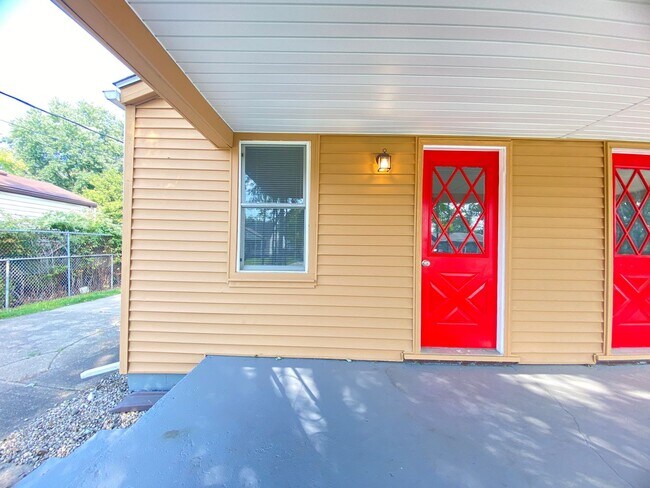 Building Photo - Finley St. 3217