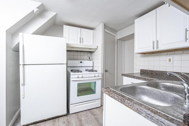 Building Photo - 25 Harrison Ave