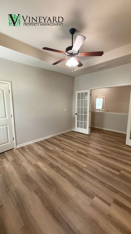 Building Photo - 303 Cherokee Reserve Ct