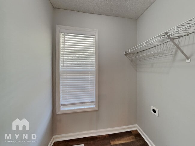 Building Photo - 1248 Grovewood Dr