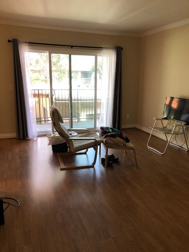 Building Photo - Near Parkway Plaza - 2 Bedrooms/2 Baths with Central Air Conditioning@ Sunterra